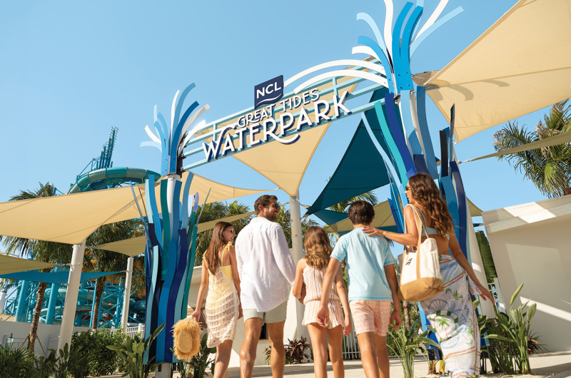 Norwegian Cruise Line® célèbre l'ouverture de son tout nouveau parc aquatique Great Tides sur son île privée, Great Stirrup Cay, avec un événement de prévisualisation exclusif.