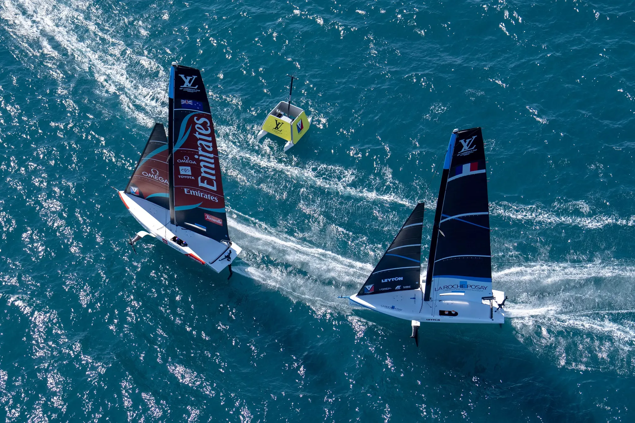  MSC CROISIÈRES PREND LE LARGE AUX CÔTÉS DE LA 38ème AMERICA’S CUP À NAPLES