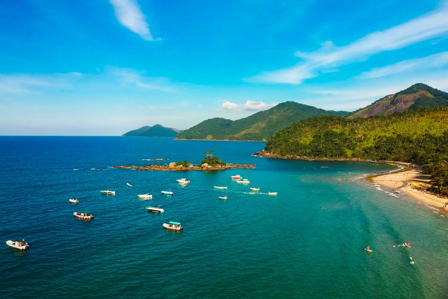Baia de Casthelanos, Brazil