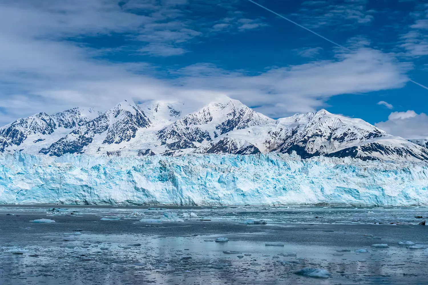 CRUISE HUBBARD GLACIER, AK